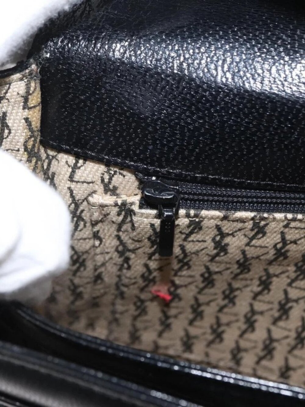 SAINT LAURENT Shoulder Bag Leather Black gold - Picture 10 of 16